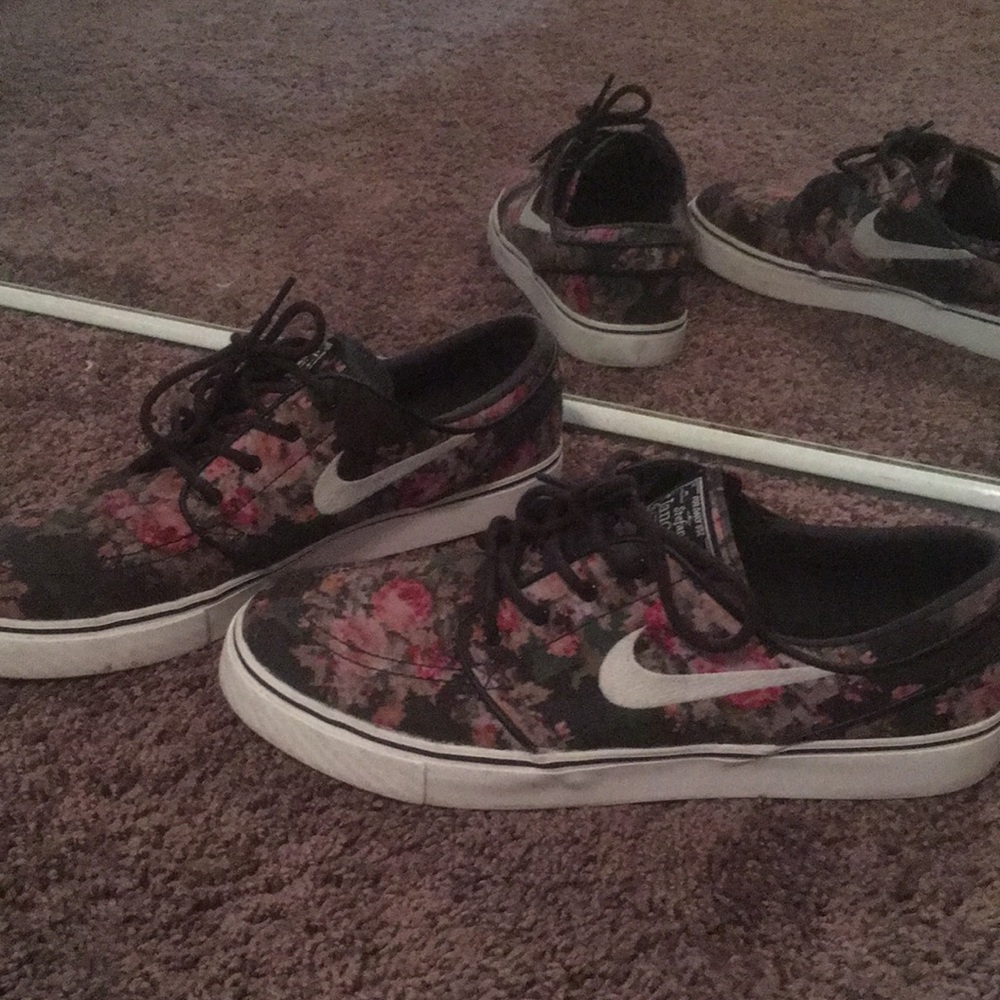 Stefan jonaski size 10